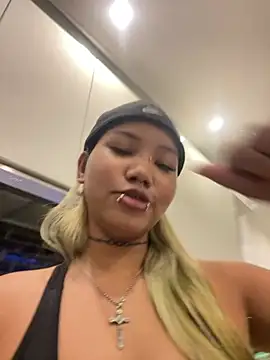scarlet_thai (F teen) - Play my pussy