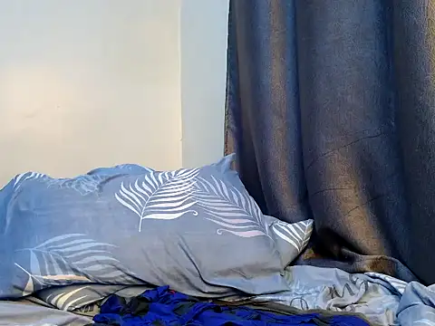 sexy_cumings (F young) - to make 500tokens to buy dildo