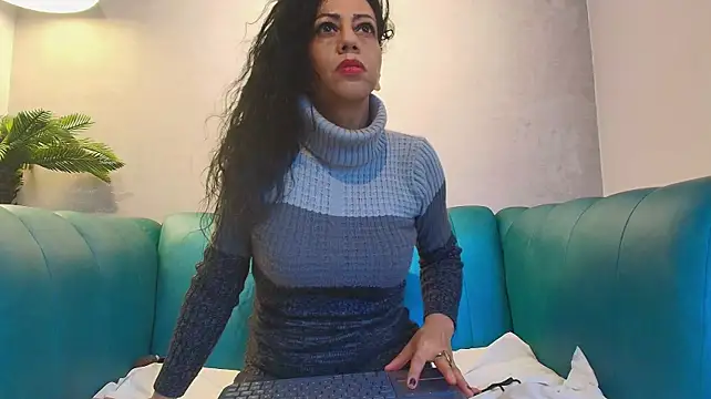 Velvet_Fire live cam preview