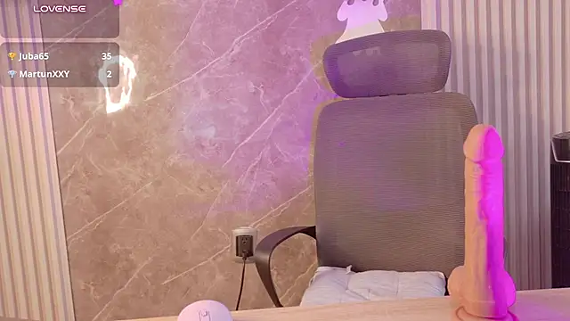 mia_gold_ (F teen) - Take off pantie and open ass on office😉