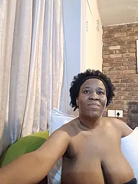 wettitiesxxx (F milf) - 600 NAKED @ GOAL
