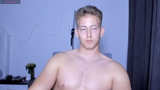 find0m_master (M young) - show underwear