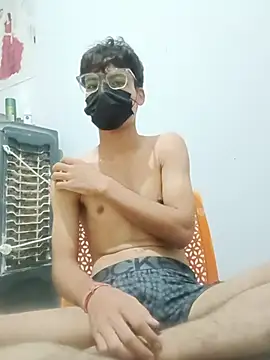 hornyboy337 (M twink) - Oil show(dick)