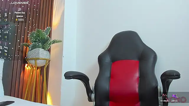 linda_rios_ live cam on StripChat