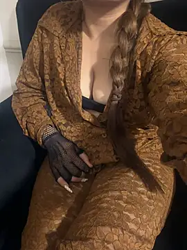 Tasty_LushDesire