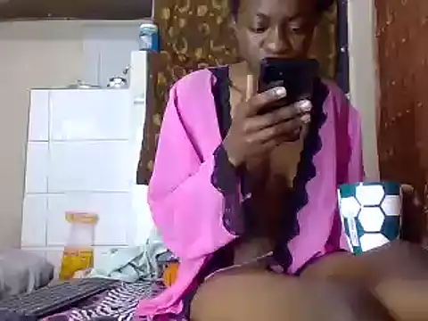 fine-ebonie