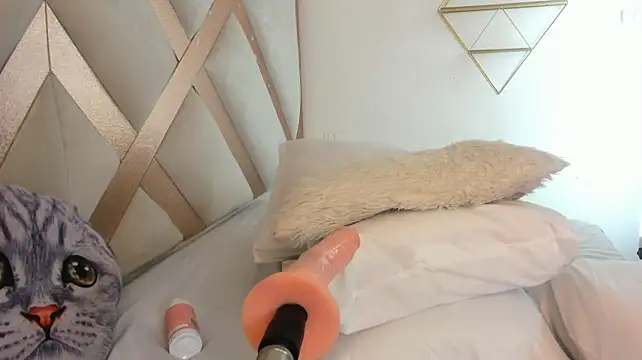 CharloteEvans__