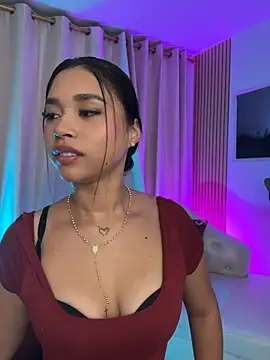 KiaraVixenn live cam preview