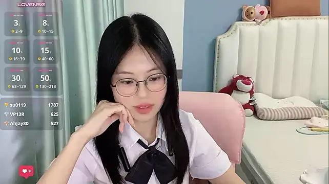 Luna-666 live cam