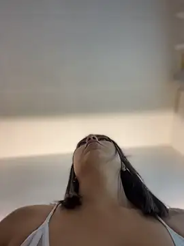 ayliz- (F young) - Taking off my clothes✨😋