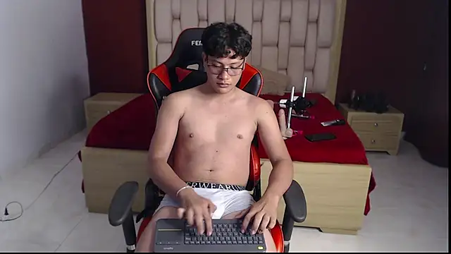 Mikertorres live webcam