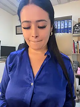 Sara_fun Live Webcam on Stripchat