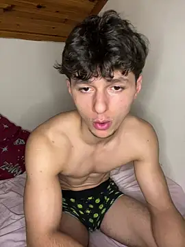 crazyboyy3 live cam