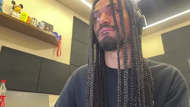 Live gay webcam of FavelaDaddyCum