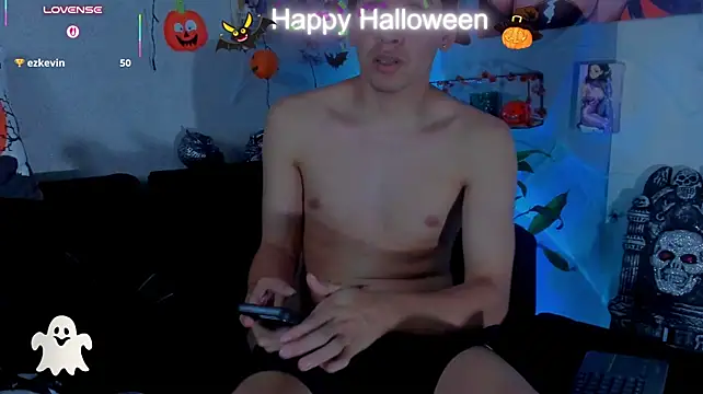 strong_rock69 on Stripchat