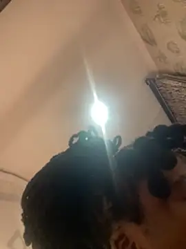 melaninxo webcam