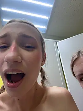 Lia-see-ya live cam