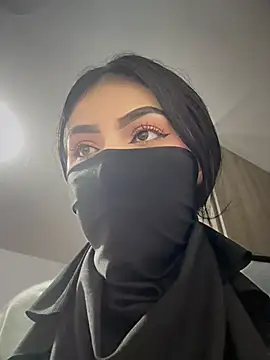 zharaaa18