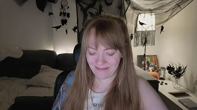 Aurora_Velvett_