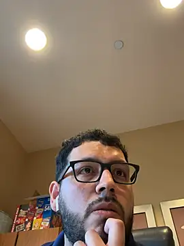 LatinoBeard01