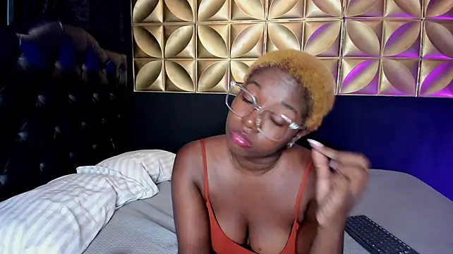 connywellss live cam preview