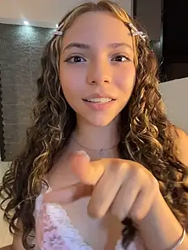 Mia_honey3