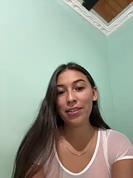 VictoriaLannee