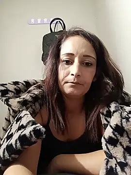 Alina03210