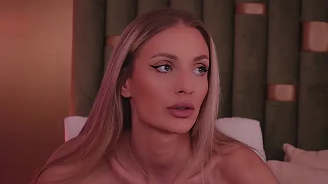 Modella: AmeliaAngel