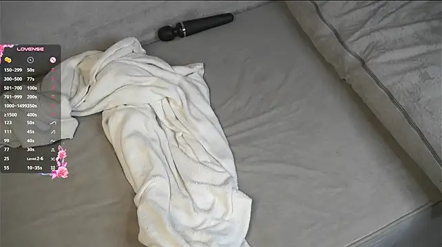 VivienQ live cam