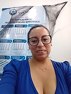 Dr-Kathy_23 live sex cam