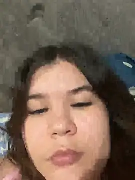 zoe_adhara