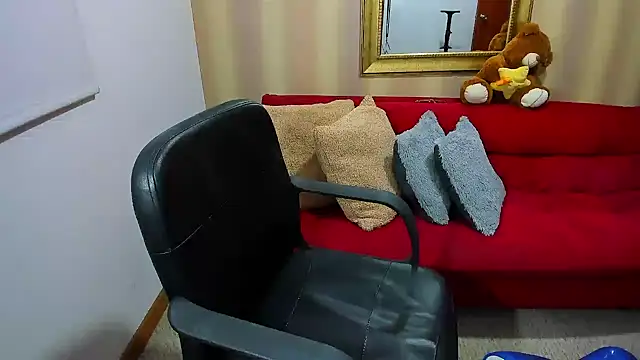 nicolettcolin1