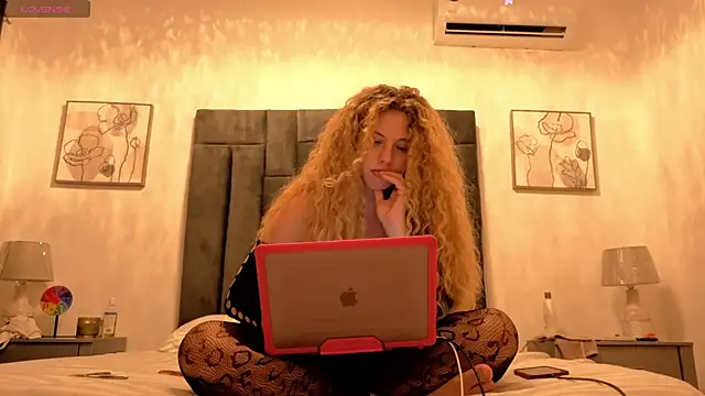 MistressexEmily