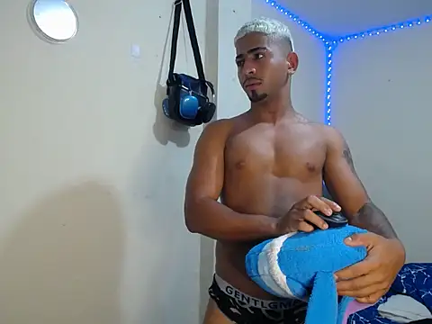 black_hot1's live room