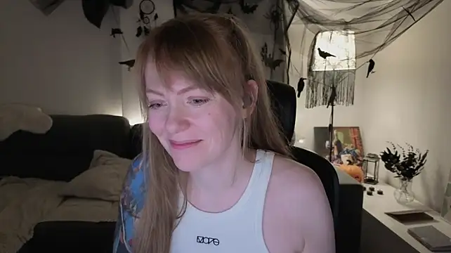 Aurora_Velvett_