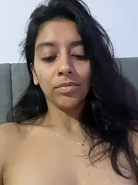 brittanydiaz (F young) - Ride dildo naked