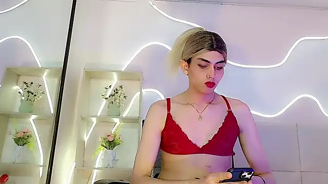 Daniela_Pink_