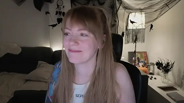 Aurora_Velvett_