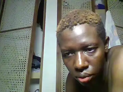 Goldy_petite