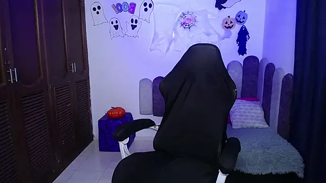 destiny_boobs
