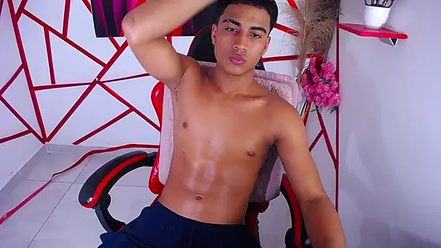 oliver-parker live cam