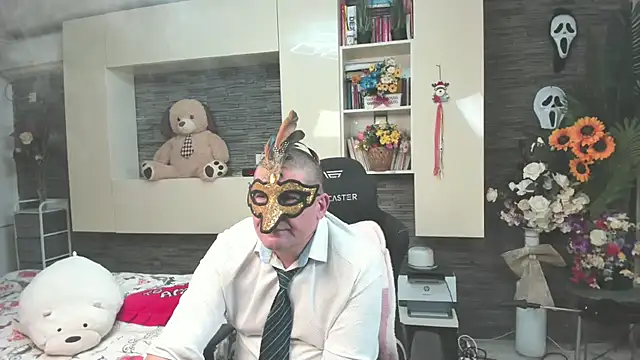 SpartacusDaddy48 webcam