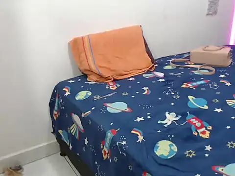 zulyythh webcam