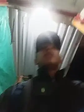 Moreno-Latino live sex cam