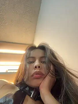 AleeshaCameron2 webcam