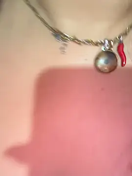 Novababy18 live cam