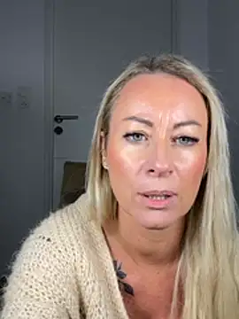 Ana_keller_off live cam