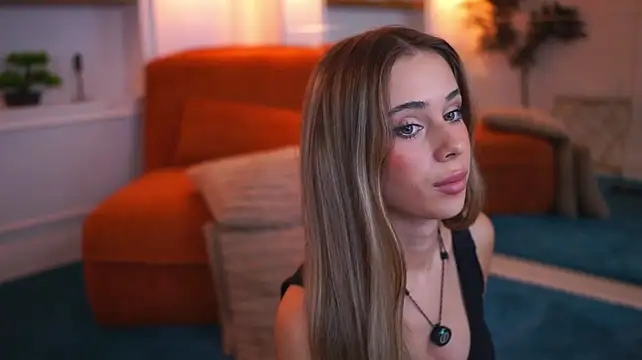 Ava_Solis live cam