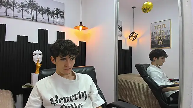 trevor_mob live cam